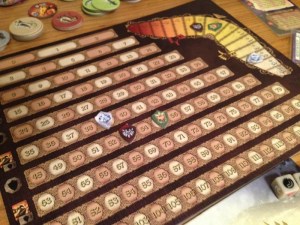 Sluttscoren Kim hvit, Takras rød, Skillz grønn.