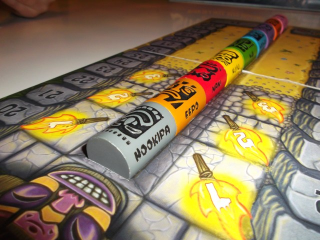 Det vakre og enkle Tiki Topple!