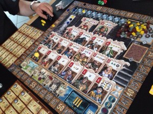 Ganske intetsigende å ta bilde av brettet for dette spillet, siden det er clean slate hver runde.