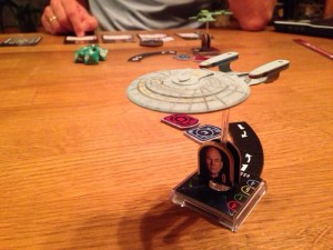 Føderasjonen hadde satt sine spor på fiendeskipet, klar for nådestøtet.