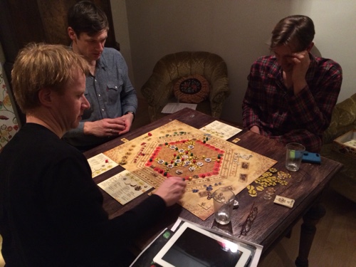 Tenkum - et spill med litt for mange muligheter.