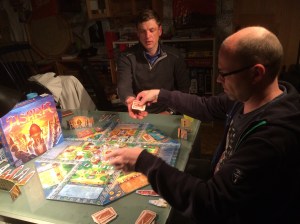 Robert er klar for å bygge tårn, men har glemt at man ikke kan bygge uten bunn...