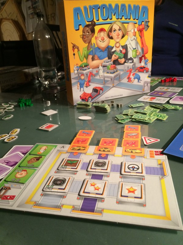 Sølvbrettet med 3 oppjazzede biler!