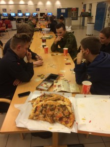 Hvem bryr seg om pizza?