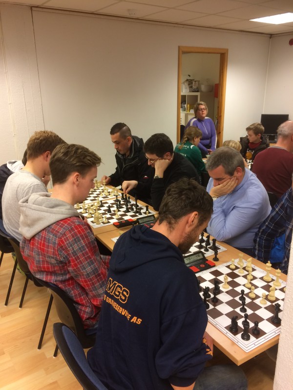 PG-sjakken vokser seg større og større. Noe som gleder et sjakkhjerte!!!