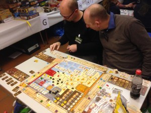 Vakkert spill og mye å sette seg inn i!