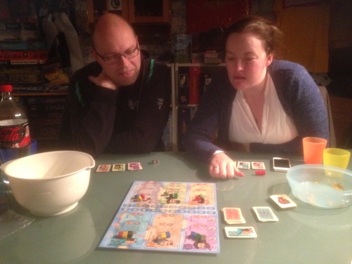 Kate - i gledessjokk over å ha blitt første kvinnelige ekspedisjonsmedlem som får tilbringe en natt med Maggelan