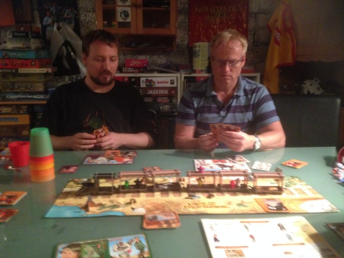 Trond kjemper godt med sin ghostrolle!