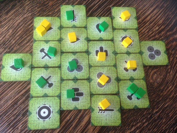 Sluttstillingen i The Main Battle. Kan utvides både med kuber og brikker alt etter behov:-)