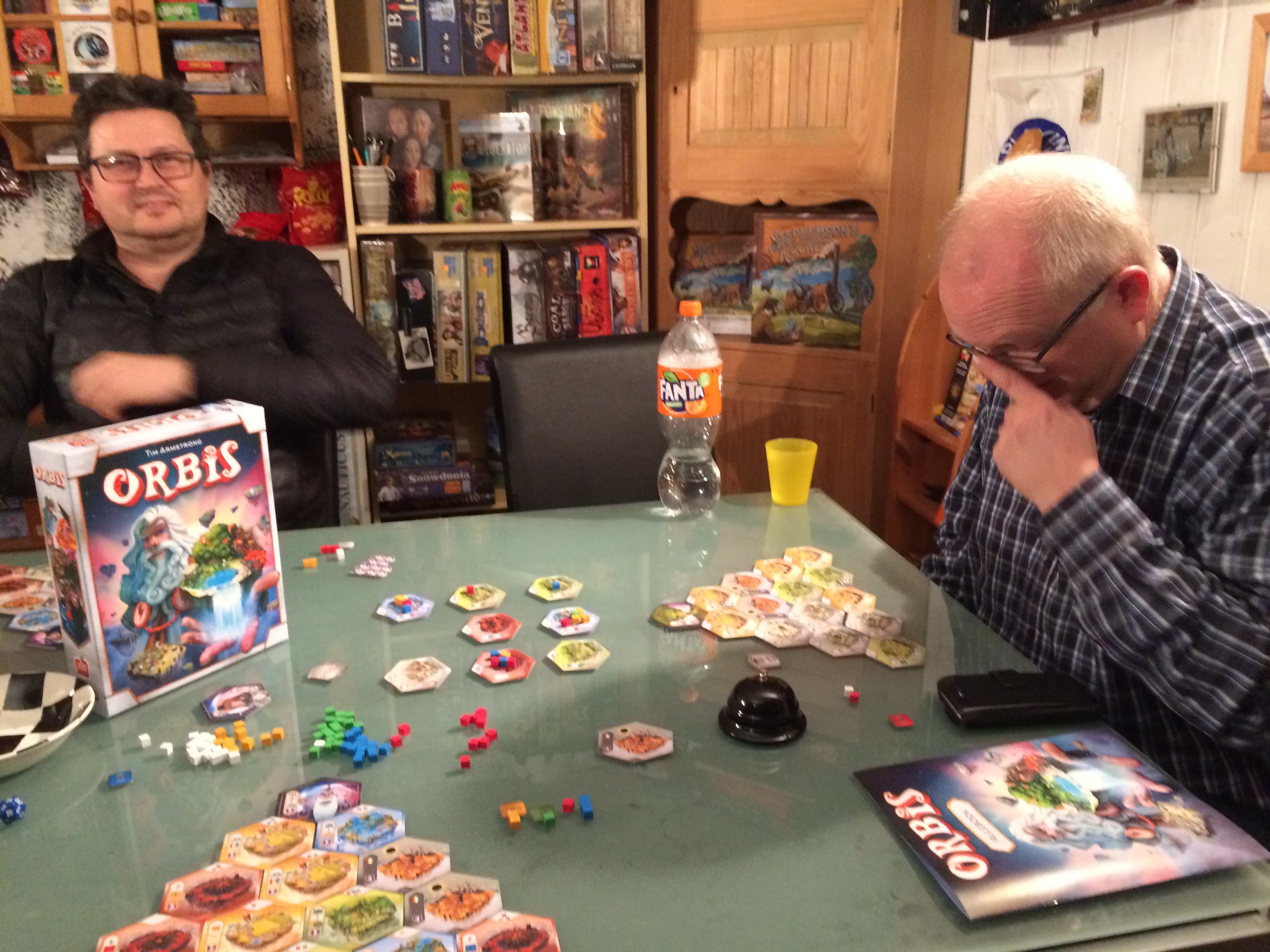 0e853131-45a9-4a6c-90dc-66ebfdf9a19a