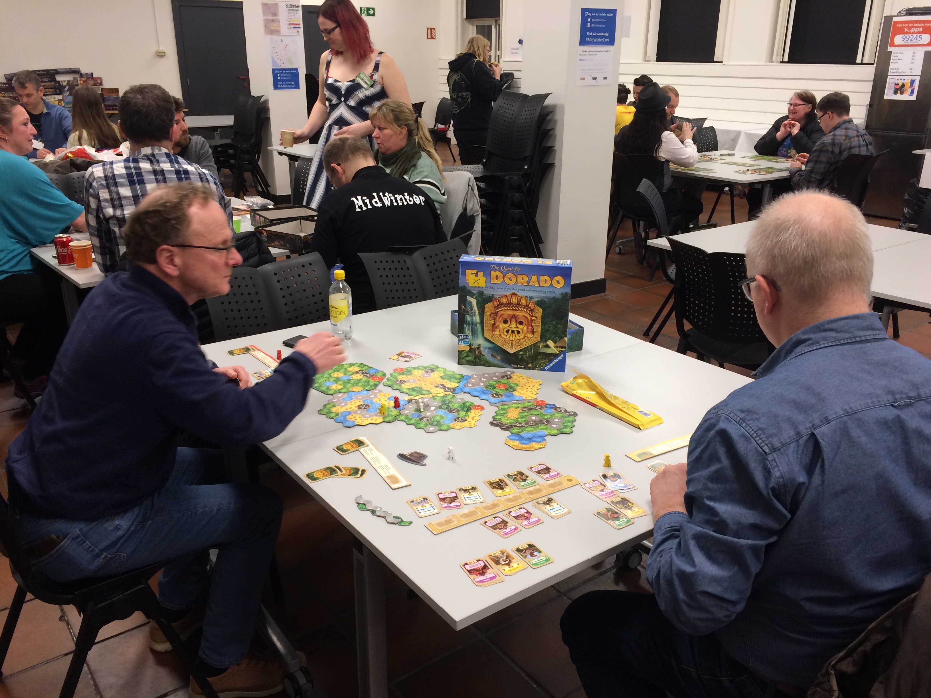 63CB020A-410B-4B6C-BC00-F8DAD34067FC