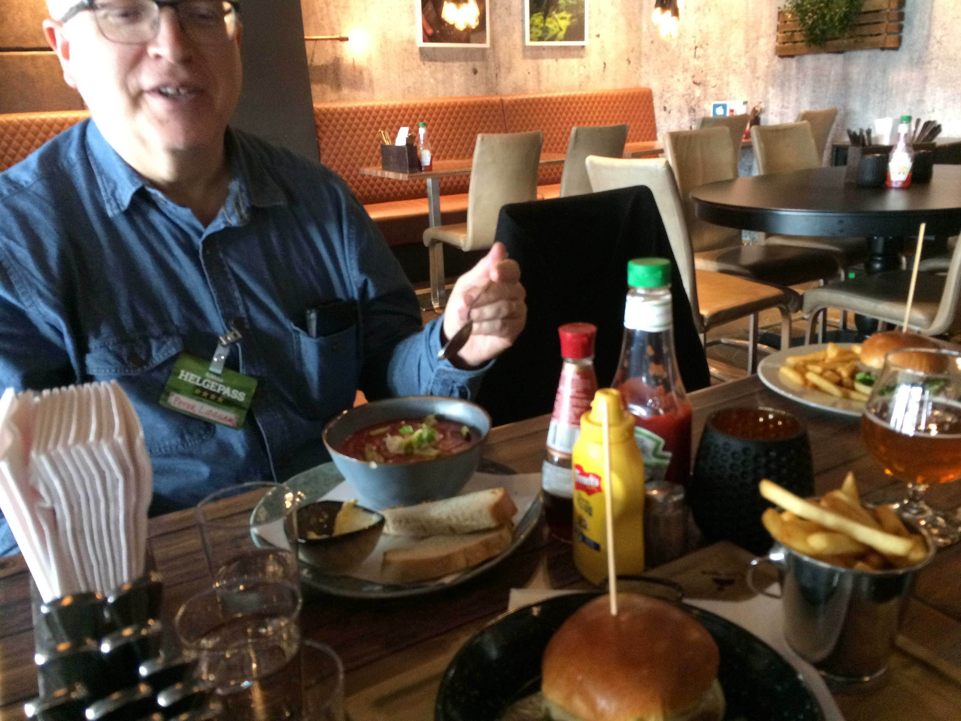 F9D40CB1-23BC-4305-AE26-0EA9DACF936C