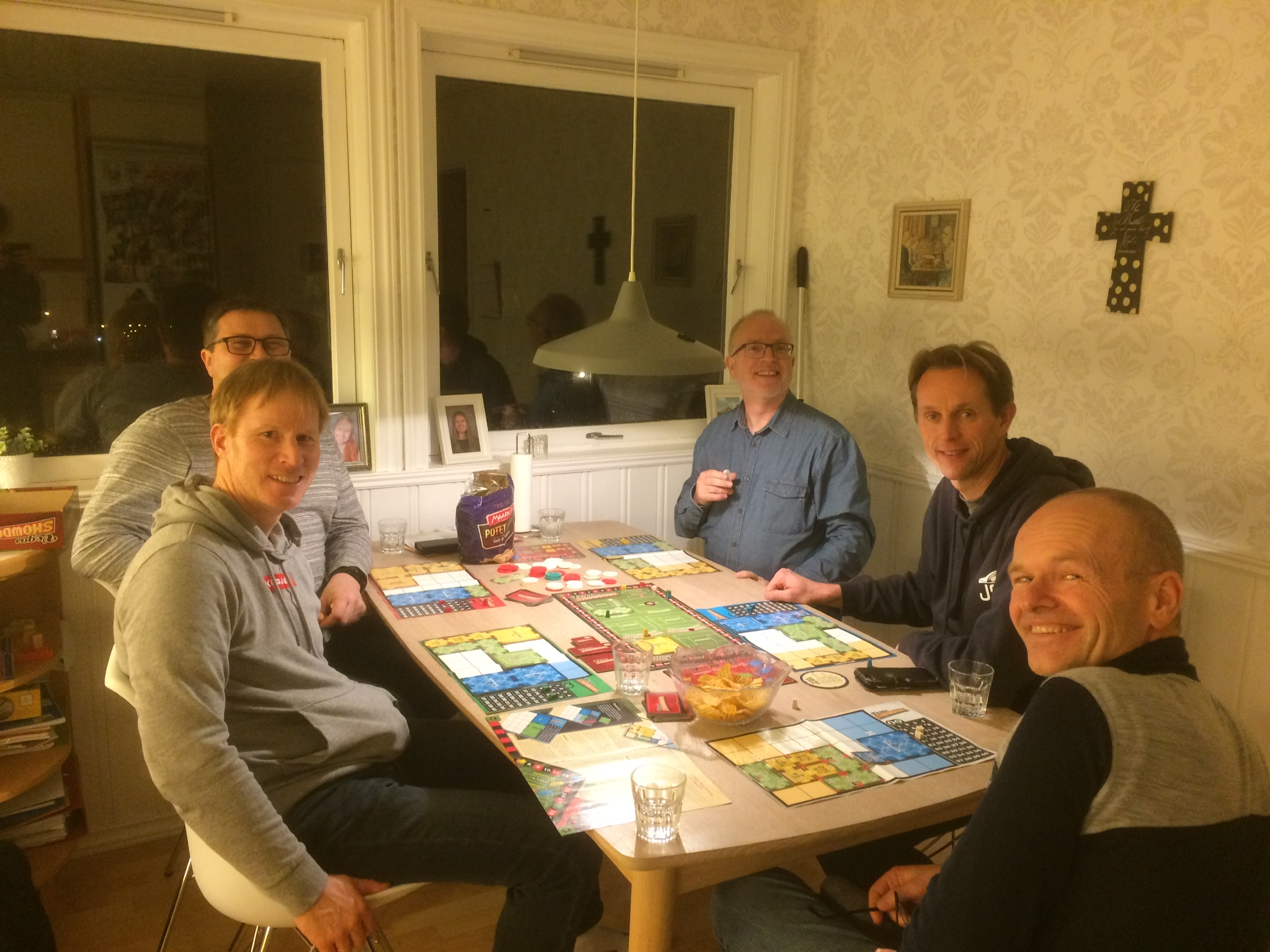 85C846B0-CDA5-4C93-92AD-1D24BE73C90A